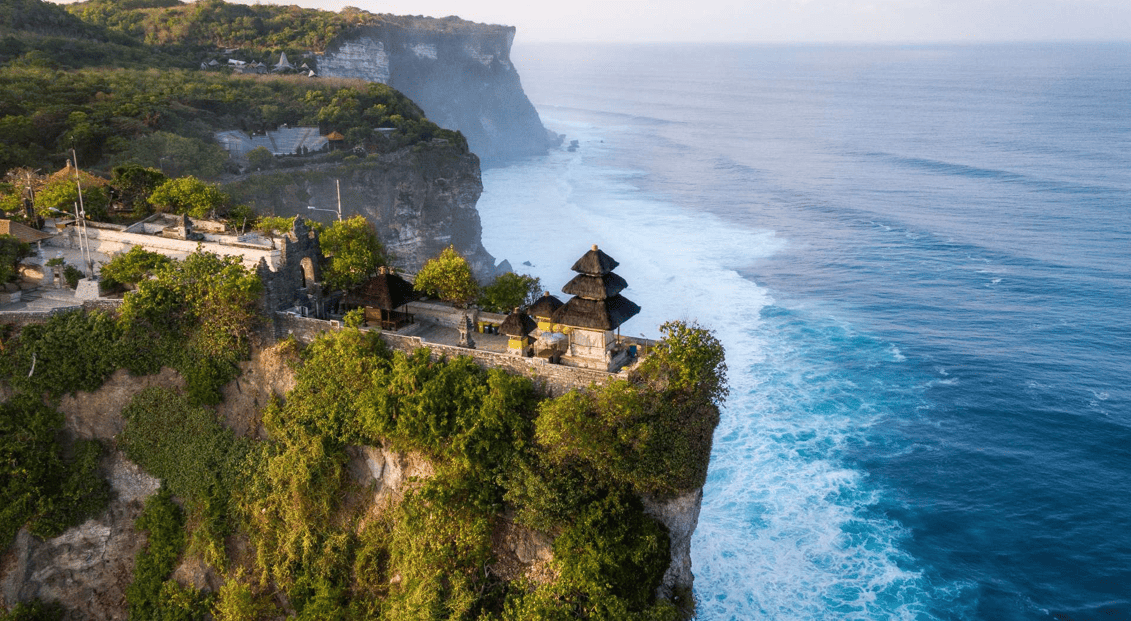 Read more about the article خمسة أماكن تستحق الزيارة في جزيرة بالي